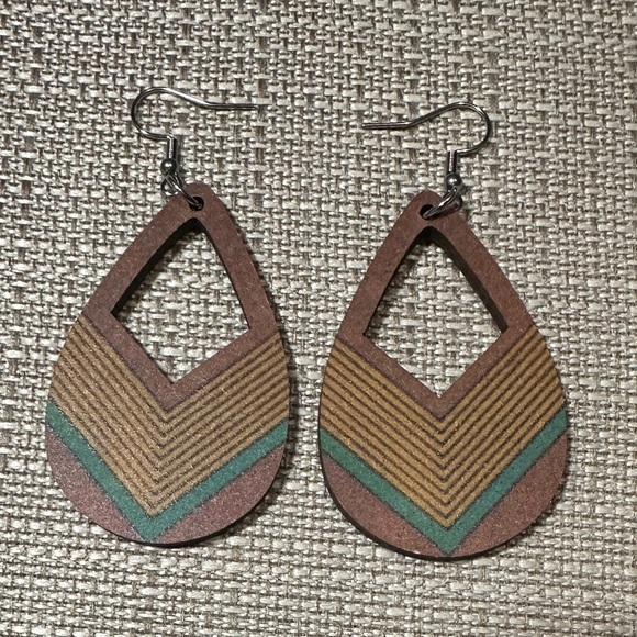 Boho Wooden Style Earrings Set of 3 Western Casual - Picture 5 of 6